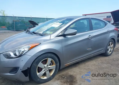 2011 Hyundai Elantra Gls (Ulsan Plant) z USA, uszkodzony, nr VIN KMHDH4AEXBU130581